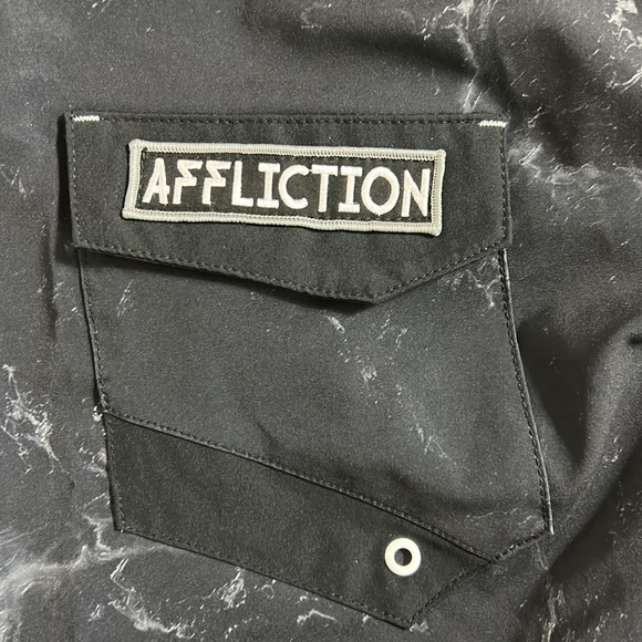 Affliction black and white board shorts size 34 - Picture 9 of 11